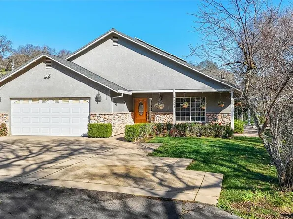 5593 Baldwin St, Valley Springs, CA 95252