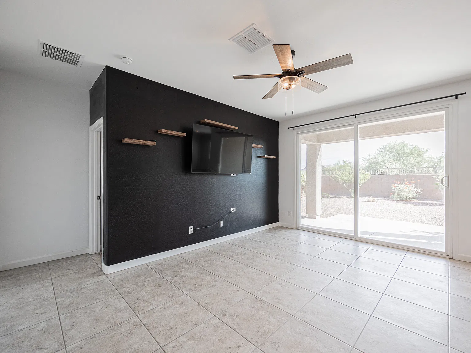 2315 N Camden Drive, Florence Az — Photo 4