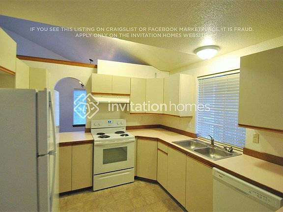 4th image of 15519 19th Avenue Ct E