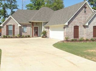 506 Pebble Dr, Haughton, LA 71037