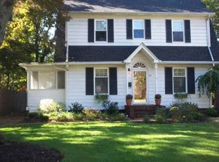 94 Kenilworth Dr, Akron, OH 44313