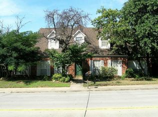 6112 W Poly Webb Rd, Arlington, TX 76016