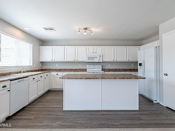 4th image of 3117 W YELLOW PEAK Drive