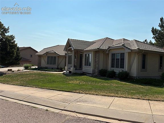 4th image of 2745 Brogans Bluff Dr