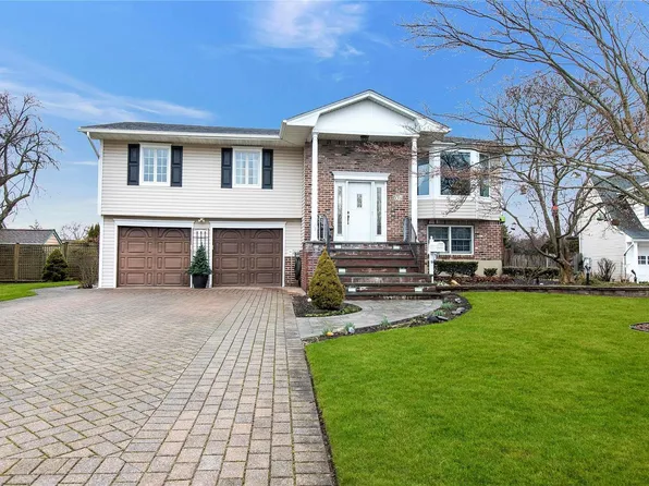 175 Anchorage Drive, West Islip, NY 11795