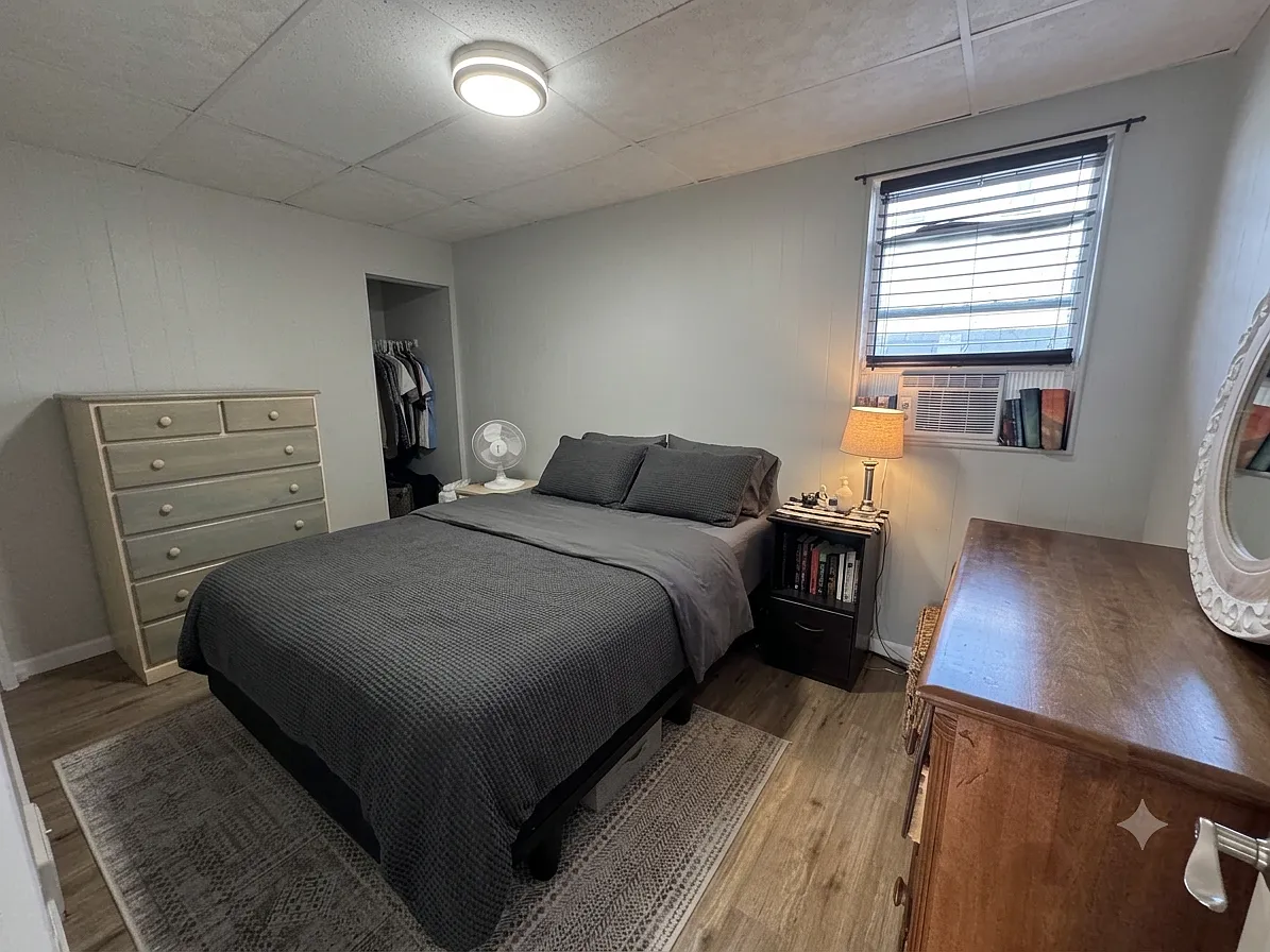 3 bed, $1,700 — Photo 4