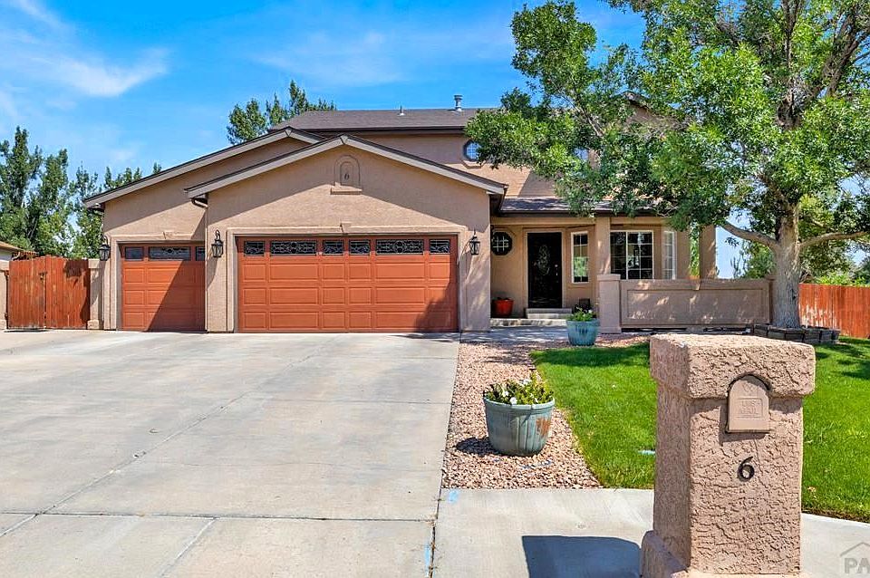 1st image of 6 Redondo Ln