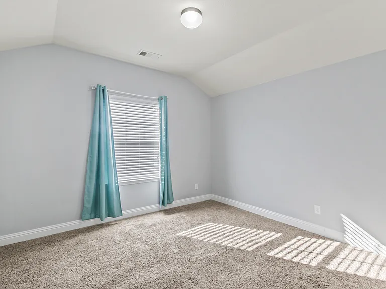 4424 Overbrook Dr — Photo 26