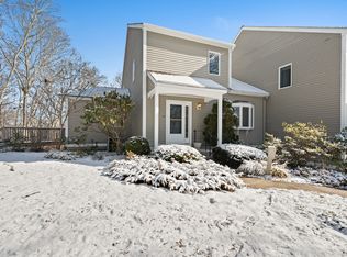 12 Laurel Dr UNIT 12, Old Lyme, CT 06371