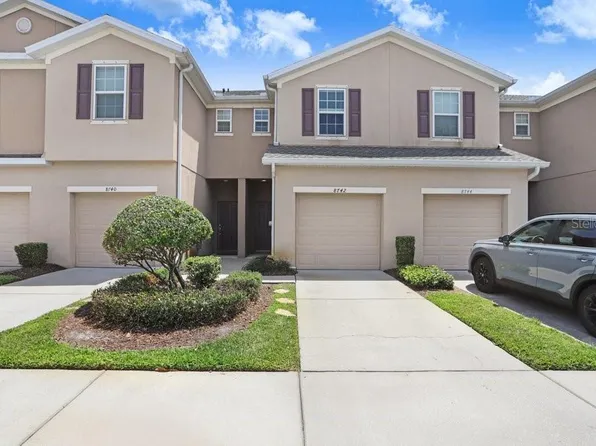 8742 Turnstone Haven Pl, Tampa, FL 33619