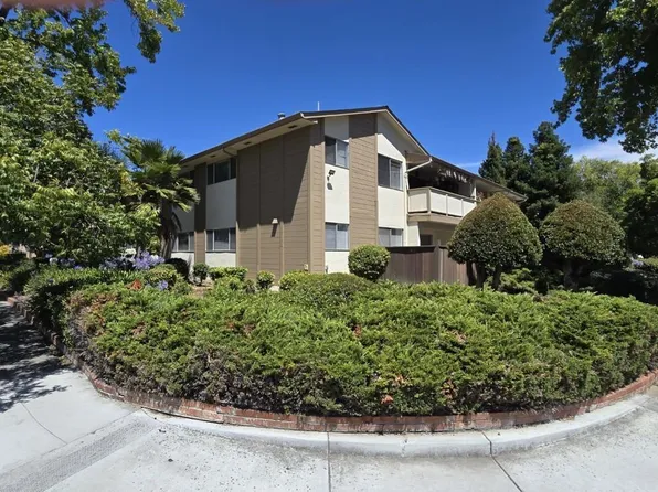 4600 Eggers Dr APT B, Fremont, CA 94536