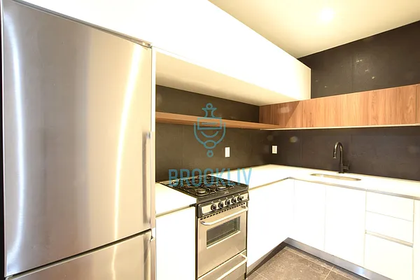 Rented by null | media 23