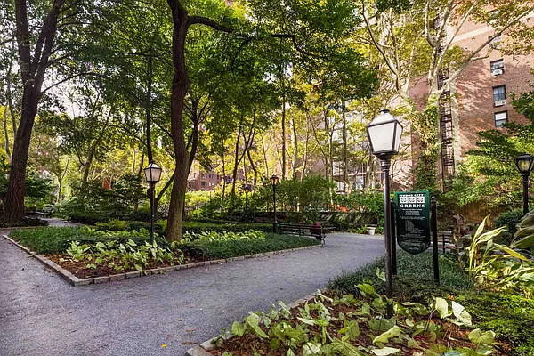 Rented by Compass | media 15