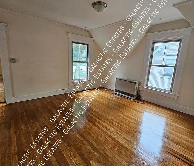 605 Hall St #2 — Photo 12