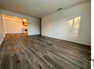 5245 N 4th St, Fresno, CA 93710