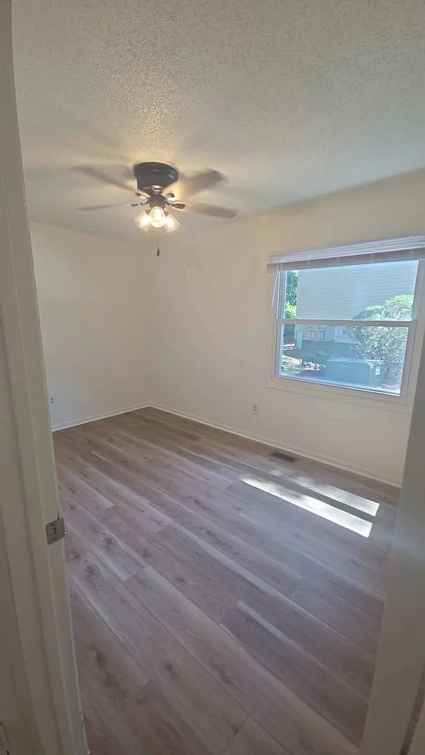 Weston Ridge A-D — Photo 2