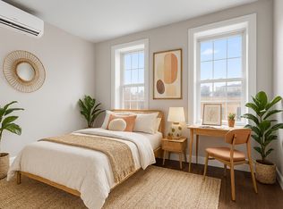 241 W 13th St #28, New York, NY 10011