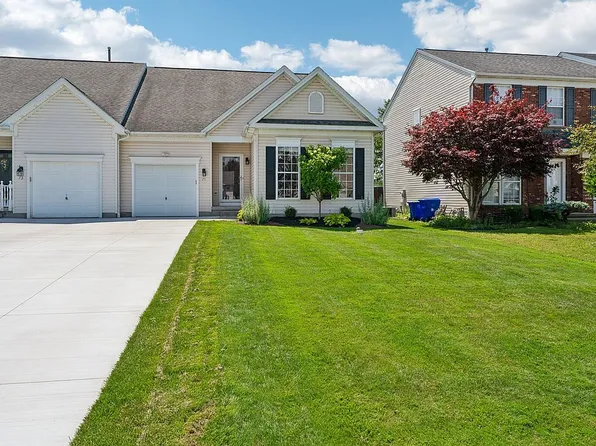 71 Carla Ln, Buffalo, NY 14224