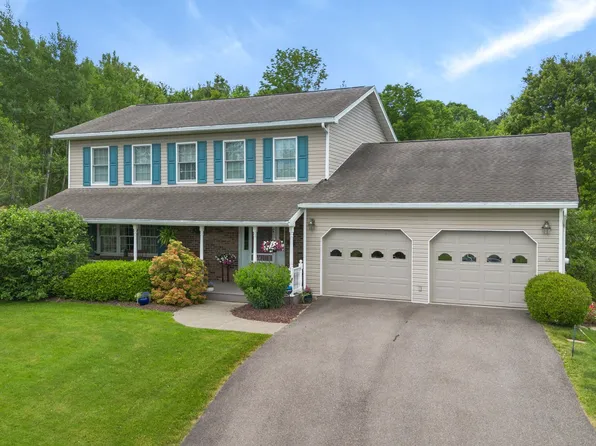 38 Amber Hill Dr, Conklin, NY 13748