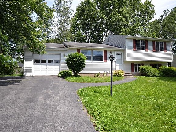 2nd image of 8288 Larkspur Dr