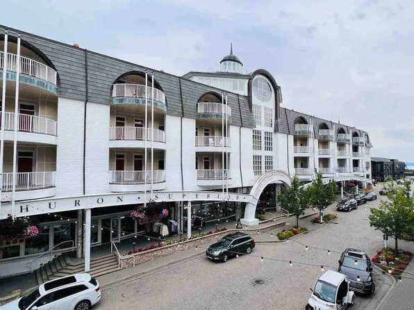 4200 Main Street206/207, Petoskey, MI 49770