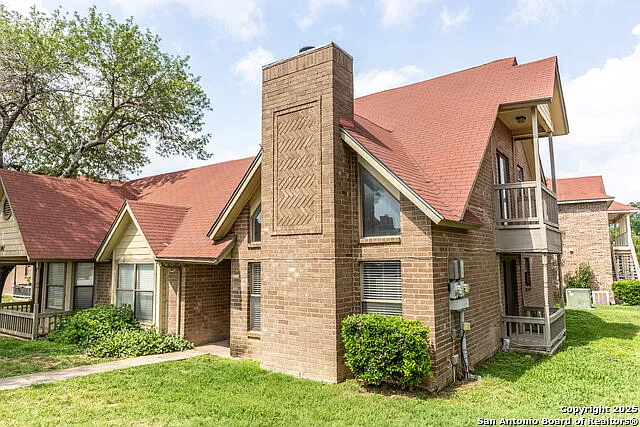 1 bed, 1.0 bath, 852 sqft, $815 — Photo 3