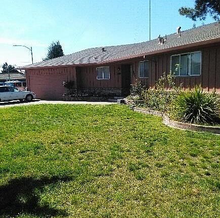 2nd image of 635 S Orange Ave