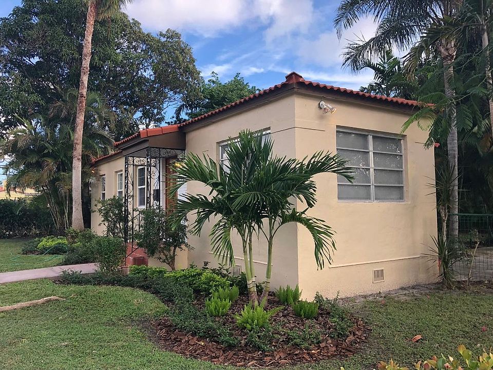 1st image of 120 Boabadilla St