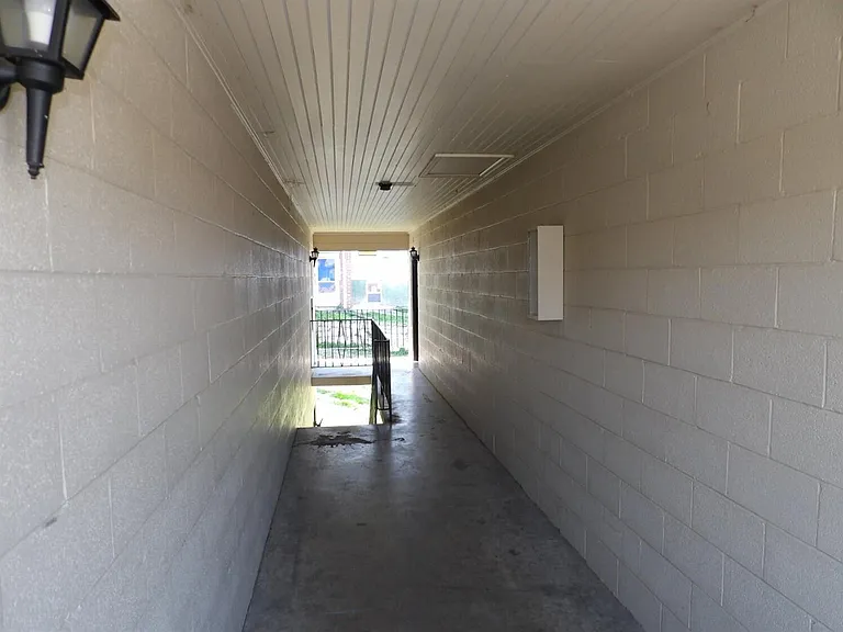 720 Woodland Ave #7 — Photo 5
