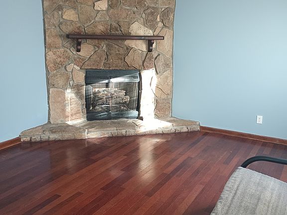 3rd image of 2743 Shetland Ln NW
