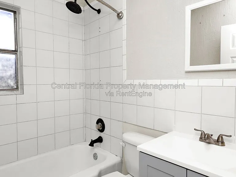 226 S Hill Ave — Photo 20