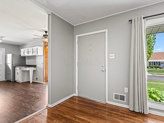 3rd image of 4921 McAllister Ave