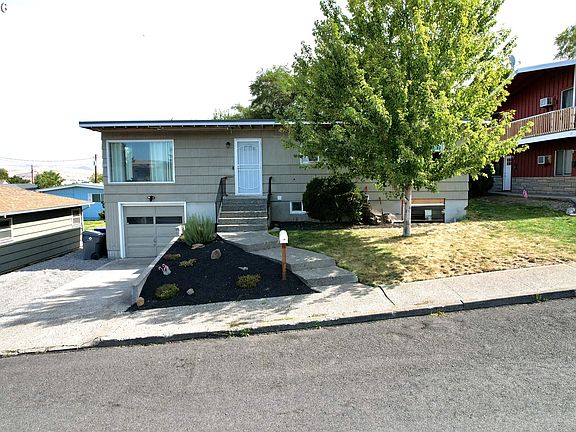 2nd image of 1106 Oregon St