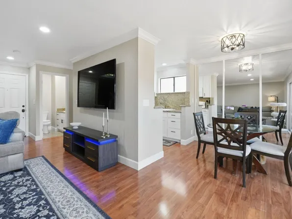 8105 Kern Ave APT 28, Gilroy, CA 95020