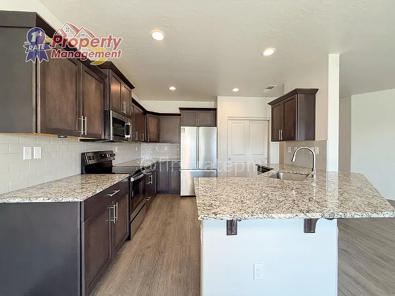 4800 Great Falls Ave — Photo 13
