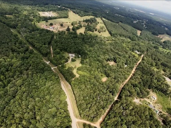1957 Old Carnesville Rd, Commerce, GA 30530