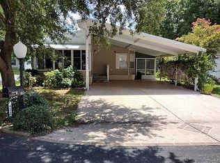 412 Kingslake Dr, Debary, FL 32713