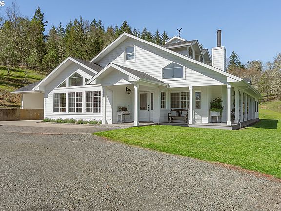 2nd image of 3849 Cole Rd