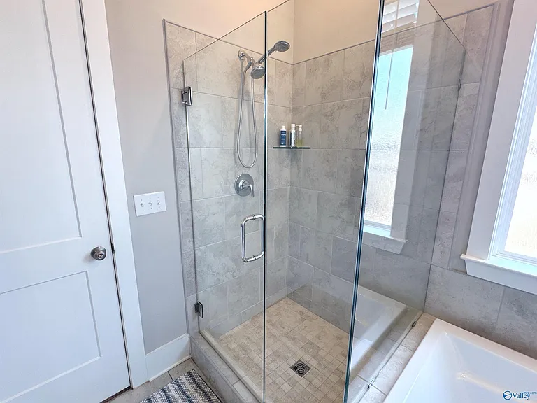 401 Peach Orchard Ln — Photo 32