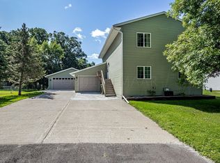 507 Northwood Dr, Horace, ND 58047
