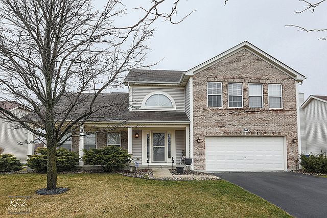 1st image of 2645 E Barrington Dr