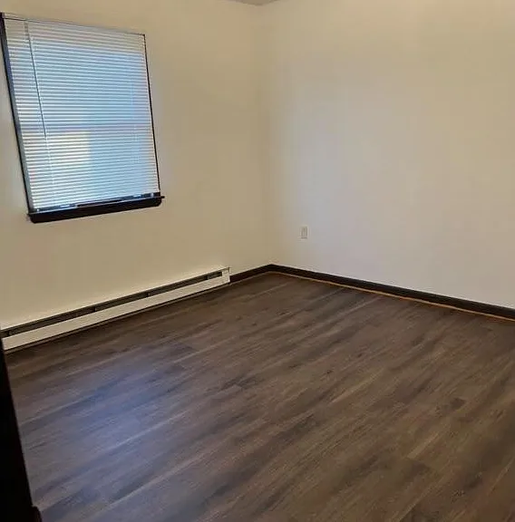 119 Green Pl #2 — Photo 3