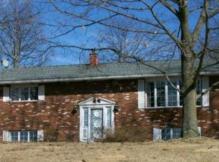 17466 Crews Rd, Wellsville, OH 43968