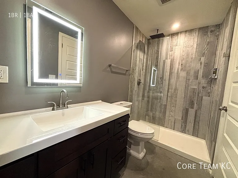 1223 Union Ave #504 — Photo 13