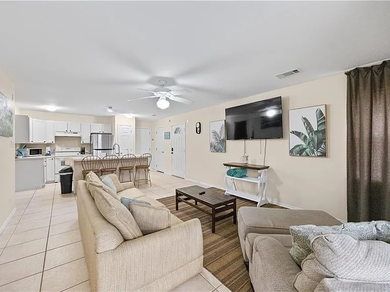 206 W Bahama St — Photo 12