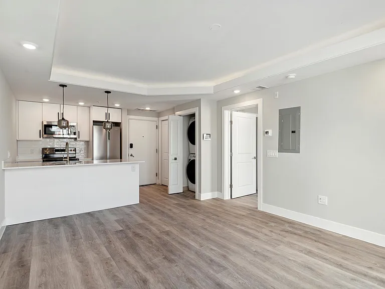1223 N 7th St — Photo 35
