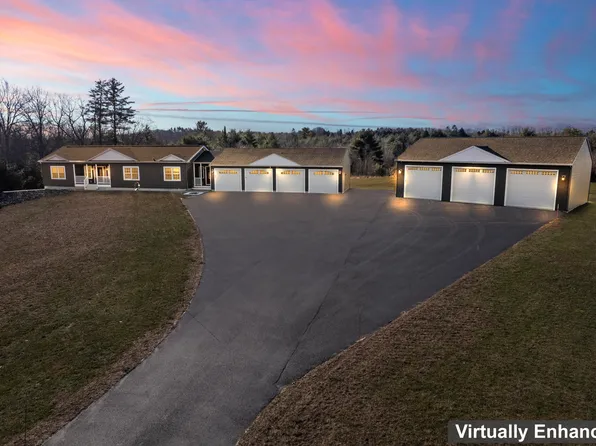 586 Foster Road, Auburn, ME 04210