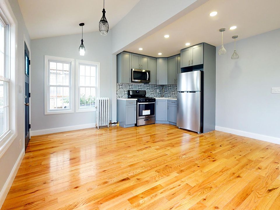 1st image of 9015 187th St #1