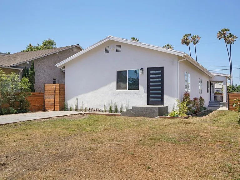 5121 Cimarron St — Photo 2