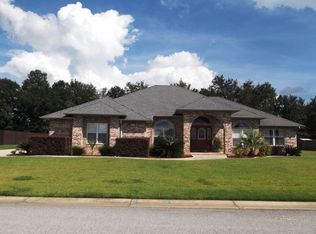 8018 Thoroughbred Rd, Pensacola, FL 32526